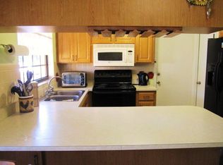 8339 Angela Ct, Zephyrhills, FL 33541