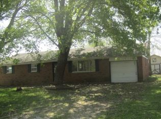 281 W Erdman Rd, Scottsburg, IN 47170
