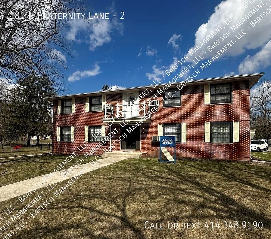 1 bed, $899 — Photo 1