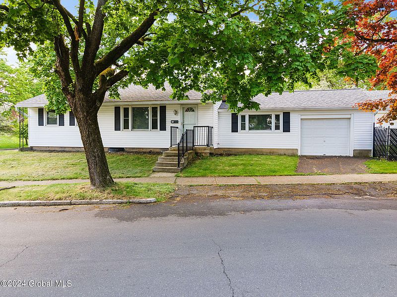 2nd image of 307 S Main Avenue