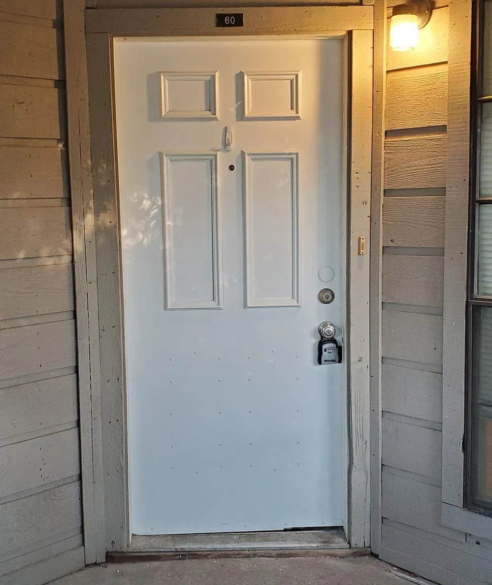 2 bed, 1028 sqft, $1,400 — Photo 2