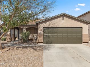 1018 E Cowboy Cove Trl, San Tan Valley, AZ 85143
