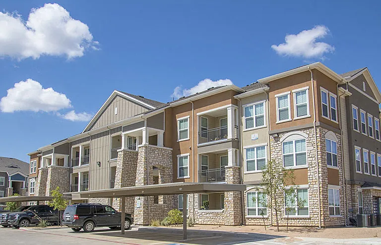 The Oasis at Pavilion Park Apartments — Photo 18