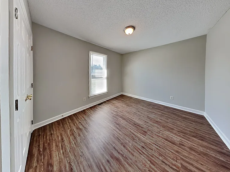 3016 Lindsay Dr — Photo 11