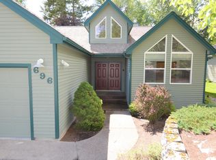 696 Saint Andrews Dr, Columbia Falls, MT 59912