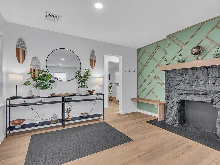 506 Brinley Ave #2 — Photo 4
