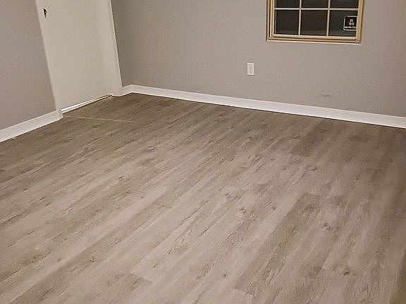 4th image of 4811 Shelby Ave