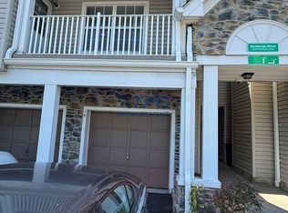 19 Newburgh Dr, Edison, NJ 08820