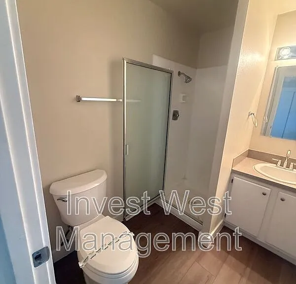3331 NE 57th Ave #4 — Photo 7