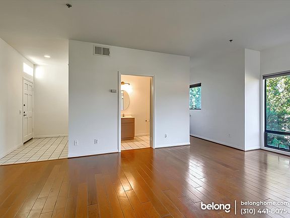3rd image of 111 S Oak Knoll Ave APT 206