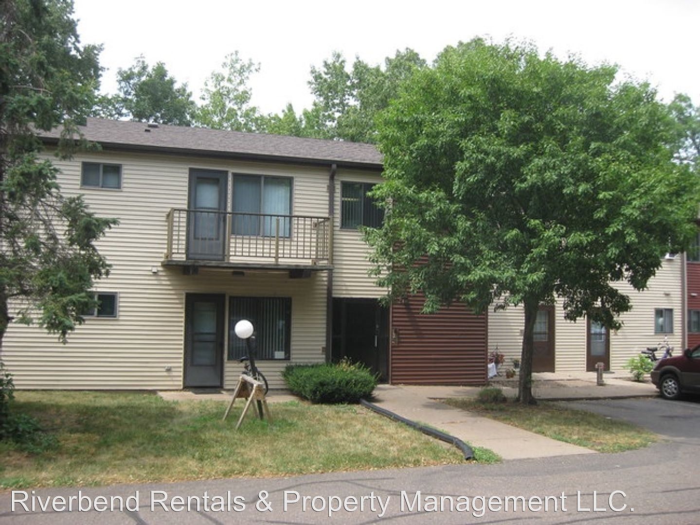 557 E Park Ave APT 101 Chippewa Falls WI 54729 Zillow