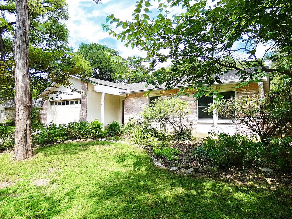1st image of 7405 Whispering Oaks Dr