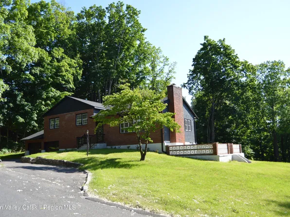 108 Flower Hill, Kingston, NY 12401