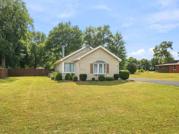 245 W Southmor Rd, Morris, IL 60450