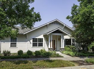 745 River Rock Rd, Ashland, OR 97520