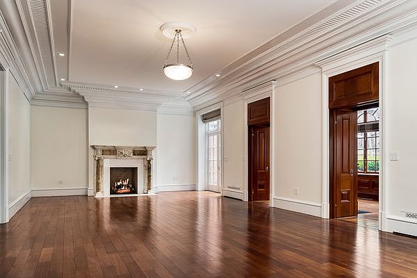 1st image of 6 E 93rd St #1