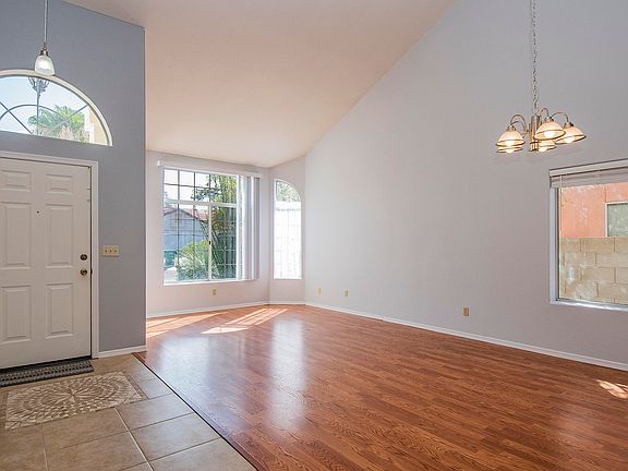 5th image of 9367 N Waxwing Ct