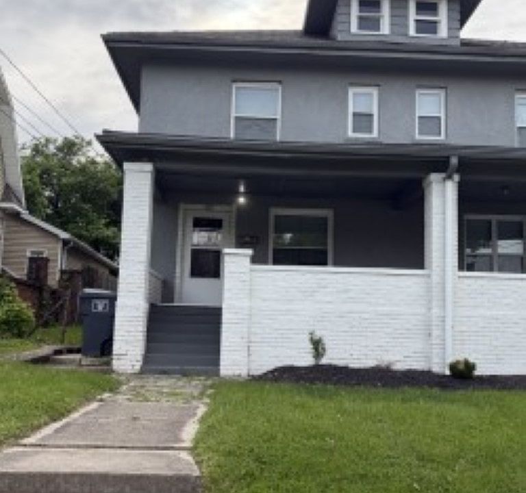 1st image of 316-20 S Collett St #320
