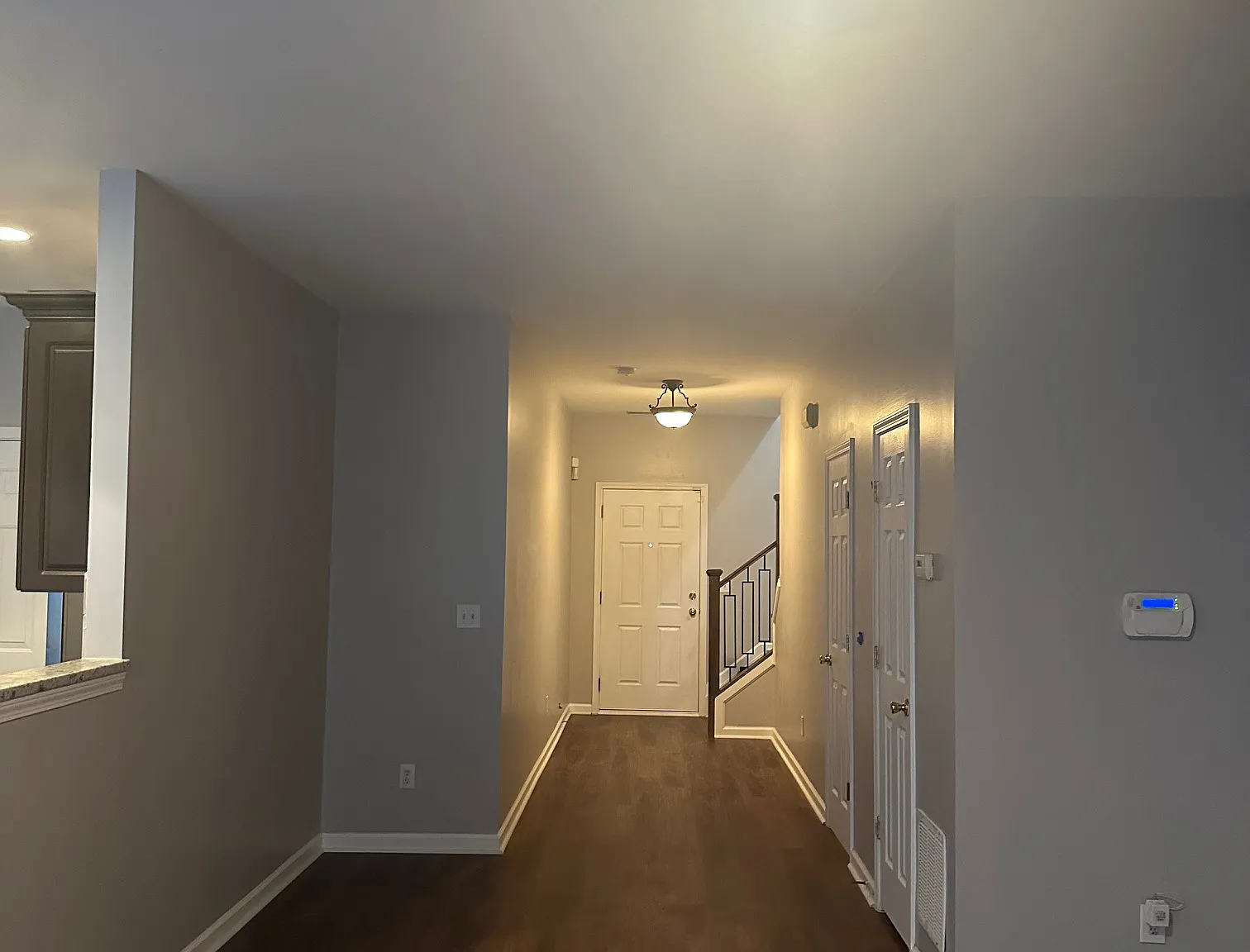 2 bed, 1599 sqft, $1,900 — Photo 4