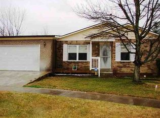 108 Tulip Ct, Radcliff, KY 40160