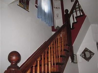 2nd image of 208 Oakwood Ave