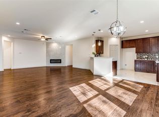 605 N Jefferson St, Lancaster, TX 75146