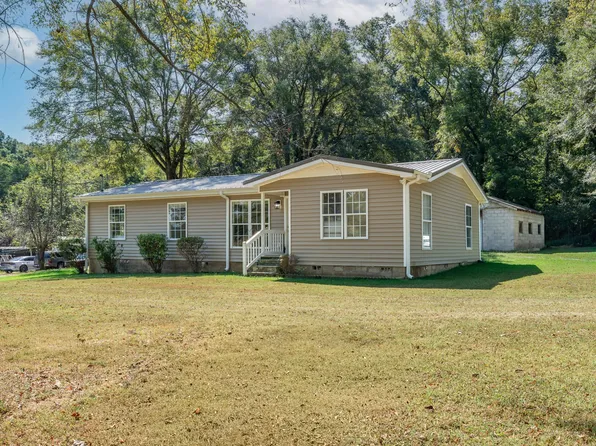2027 Mines Rd, Pulaski, TN 38478
