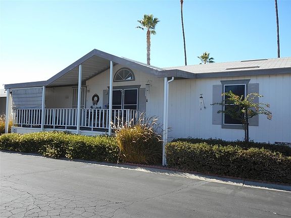 2nd image of 2300 E Valley Pkwy Spc 100