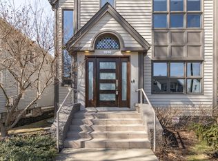 1010 Chester St, Birmingham, MI 48009