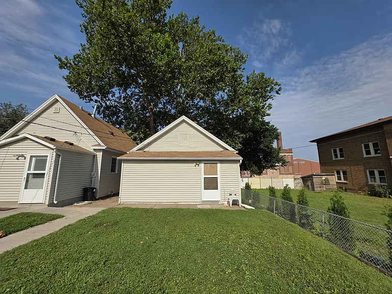 1725 S 16th St — Photo 20