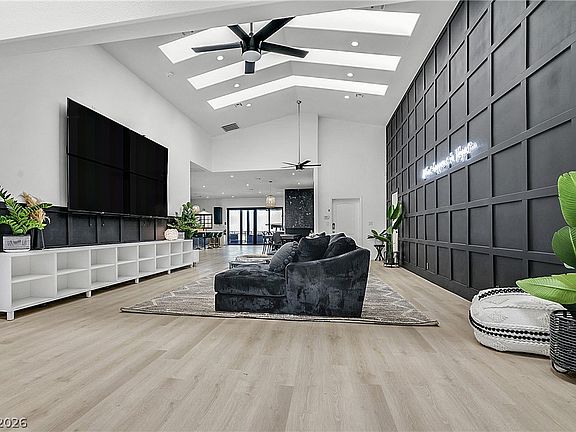5th image of 956 San Gabriel Ave