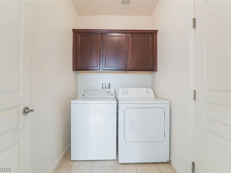 9835 High Alpine St — Photo 34