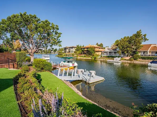 2412 S Windward Cir, Westlake Village, CA 91361