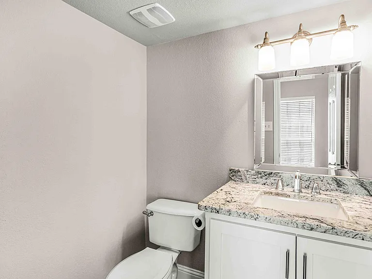 3327 Rosedale Ave #B — Photo 13