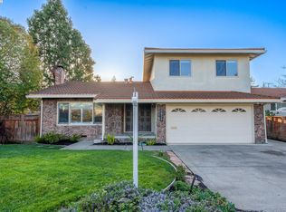 3828 Almond Hill Pl, Castro Valley, CA