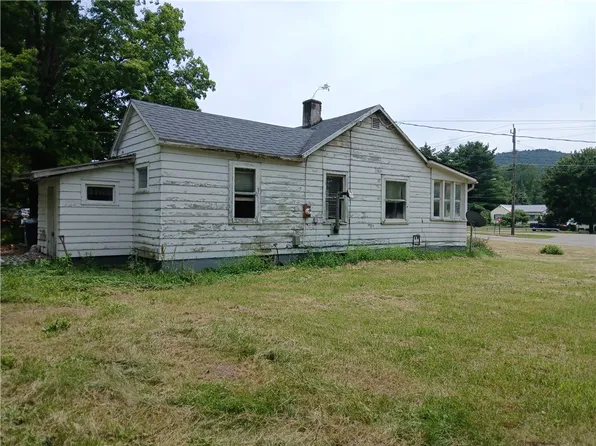 286 Main St, Painted Post, NY 14870