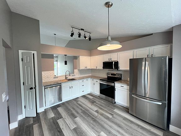 2nd image of 1029 Dale Hollow Dr