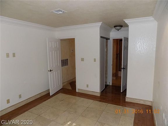 5th image of 5034 S Rainbow Blvd Unit 205