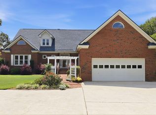 6303 Pointe Ln, Rocky Mount, NC 27803