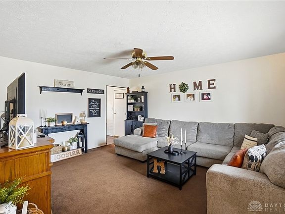 3rd image of 624 Georgia Dr