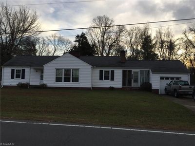 1175 Todd Ln, King, NC, 27021