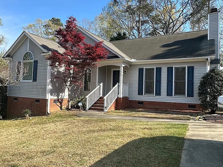 609 Whitland Rd — Photo 2