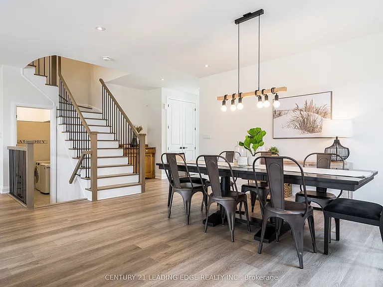 102 Reed Way — Photo 11