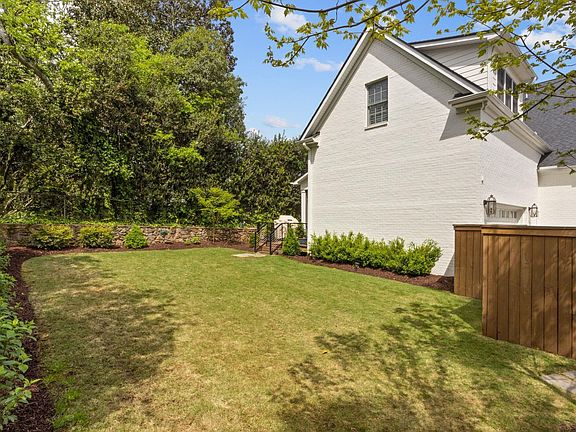 3rd image of 110 Newman St