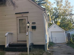 1428 N Huron St, Decatur, IL 62526