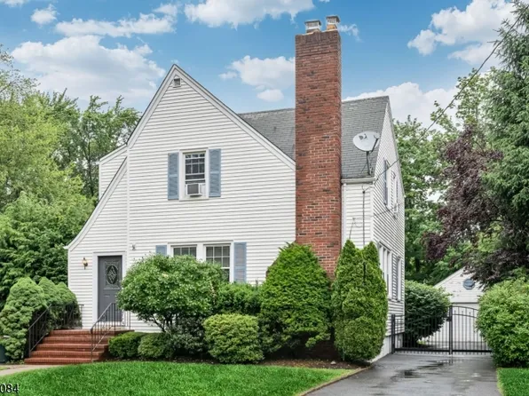 69 Prospect Ave, Westwood Boro, NJ 07675