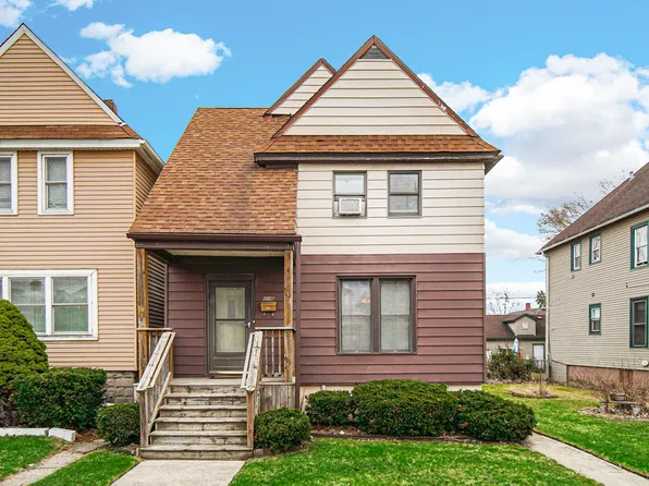 12815 Lincoln St, Blue Island, IL 60406