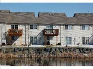 24 Pine Pl, Farmington, MN 55024