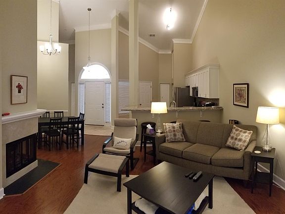2nd image of 1058 Heather Hills Ln