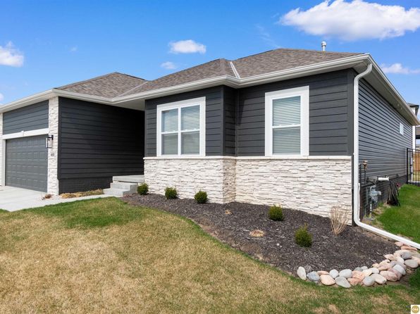 4659 N 212th St, Elkhorn, NE 68022